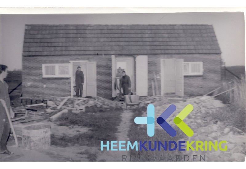 Renovatie clublokaal Lobithse Boys begin 1960 Coll. J.C. Peters HKR (1)